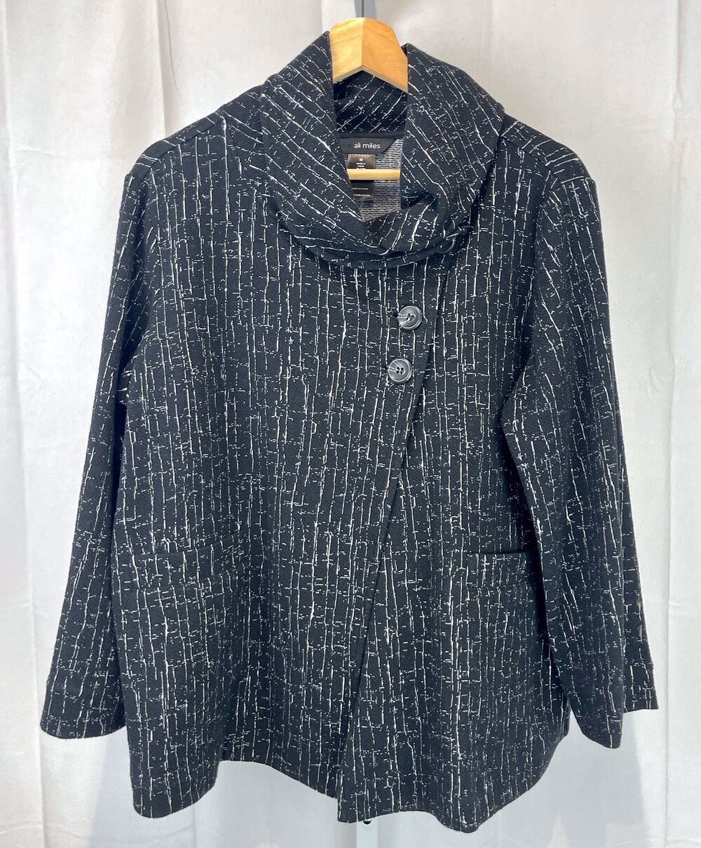 ALI MILES Artsy Cowl Collar Textured Jacket Top Asymmetric Button Black Size M